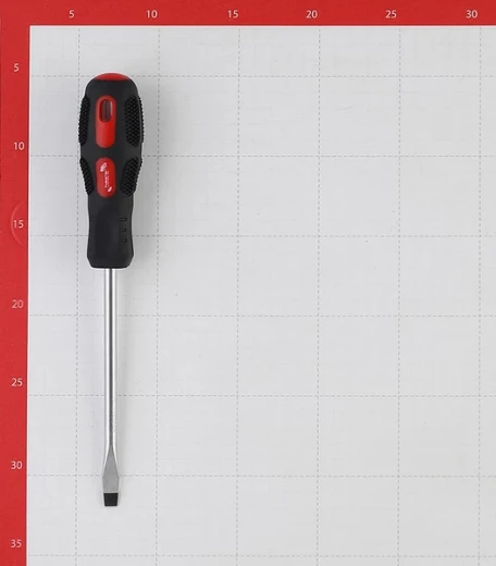 Отвертка плоская SL8 150 мм Hesler