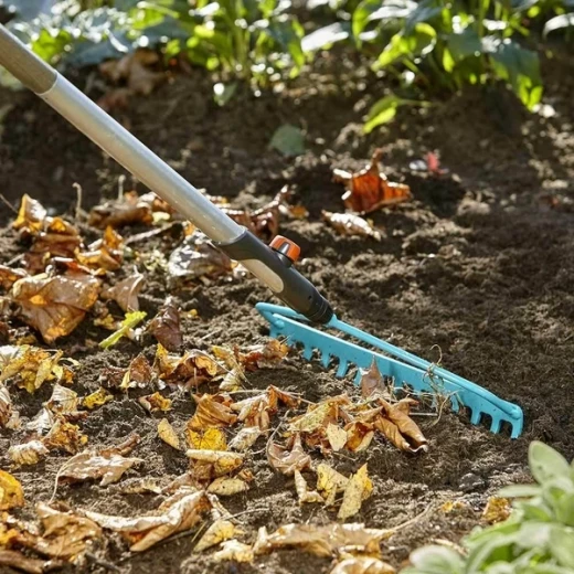 Грабли Gardena (03168-20) металлические 14 зубьев
