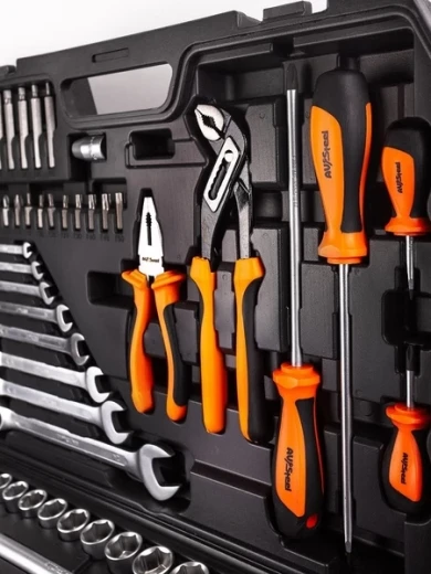Набор инструментов универсальный AV Steel (AV-011118) (118 шт.)
